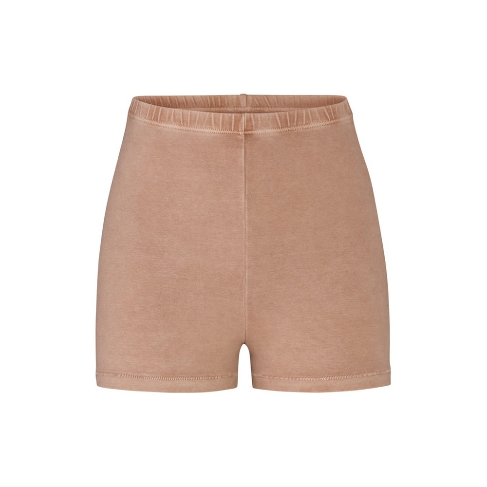 SKIMS OUTDOOR SHORT SHORT in Tigers Eye NEW